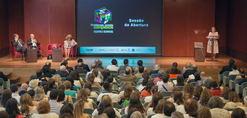 Memória da Conferência "Problemas Sociais...